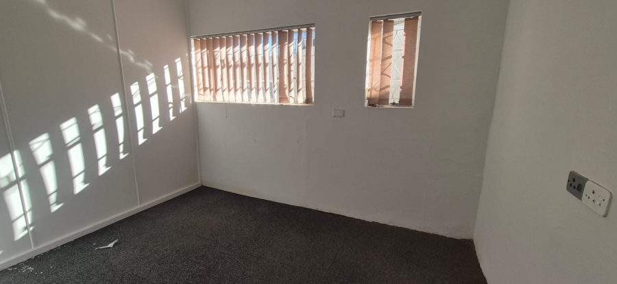 To Let commercial Property for Rent in Queenstown Central Eastern Cape